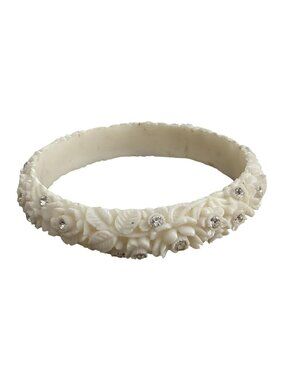 Vintage Carved White Floral Bangle Bracelet Rhinestone Accents Celluloid 1940s 5